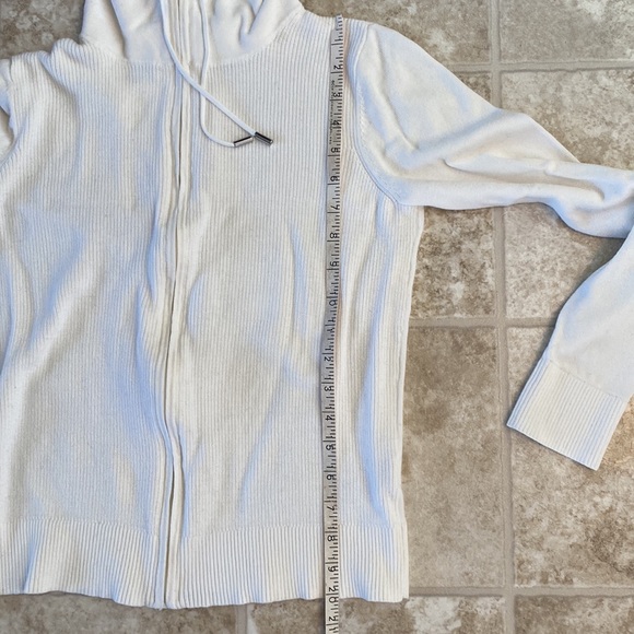 Contemporaine full zip sweater. Size small. - Picture 4 of 4